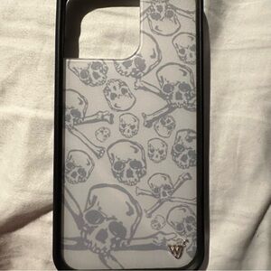 Stylish Skull Pattern Phone Case - Black and Gray